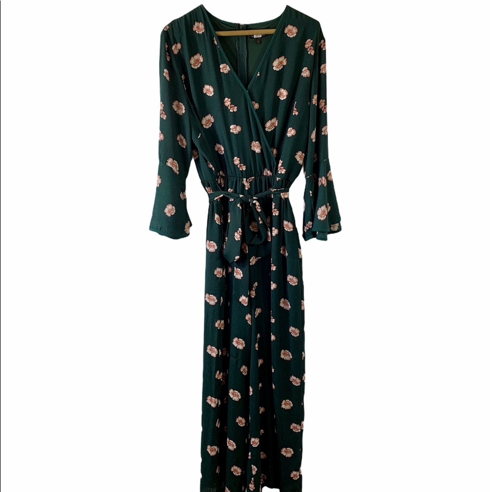 Lilly BlackWomen’s Green Jumpsuit size Large